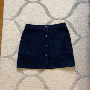 Hinge brand denim skirt with front buttons, size small